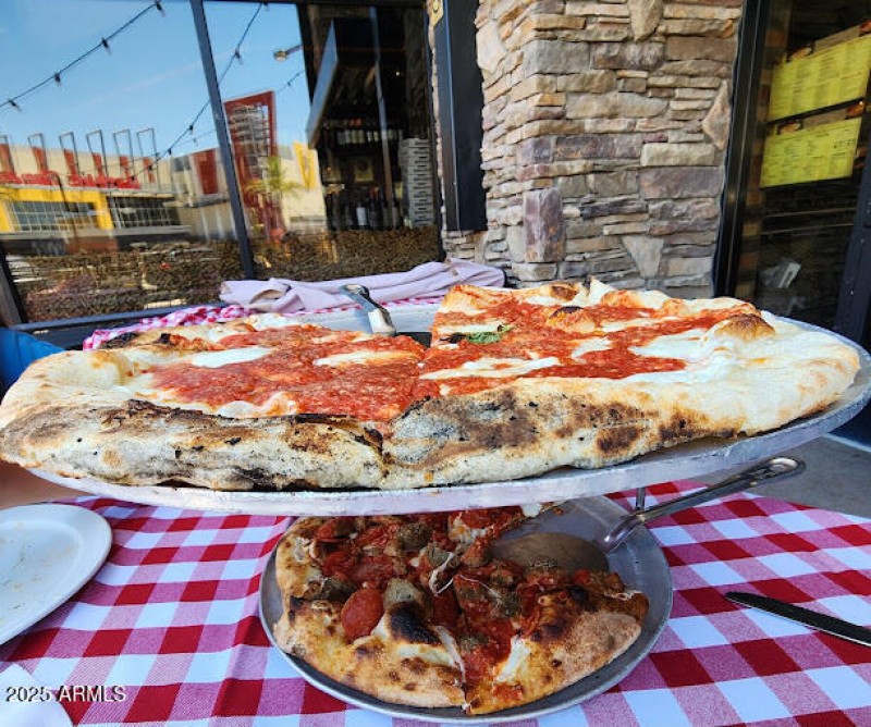 GRIMALDI'S 3