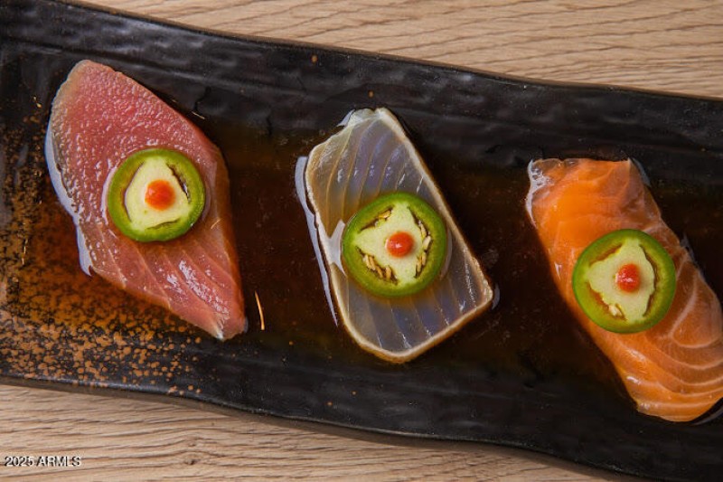 YAMA SUSHI HOUSE 3