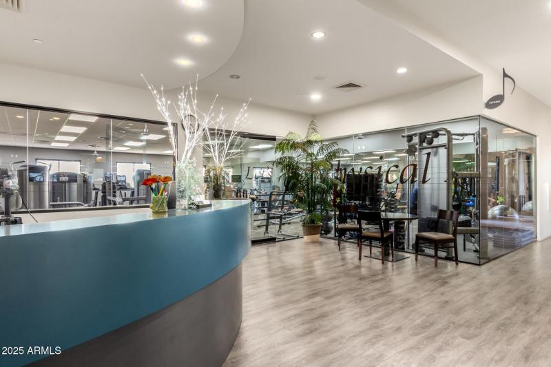 2000 sqft Fitness Center