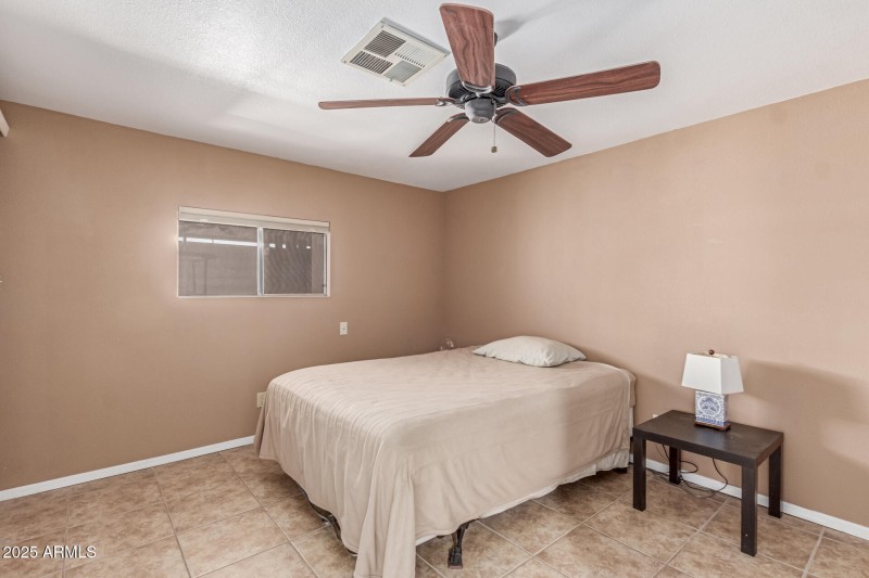 18 - Val Vista