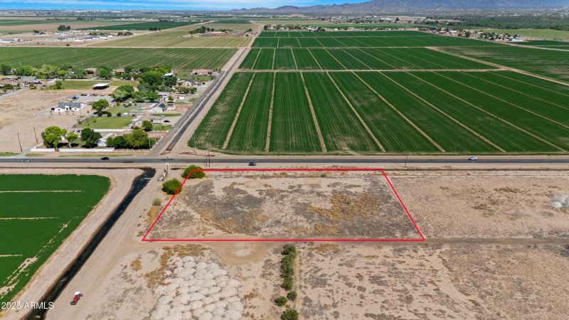 Aerial 4 Outlined