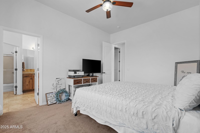 1st Guest Bed 2