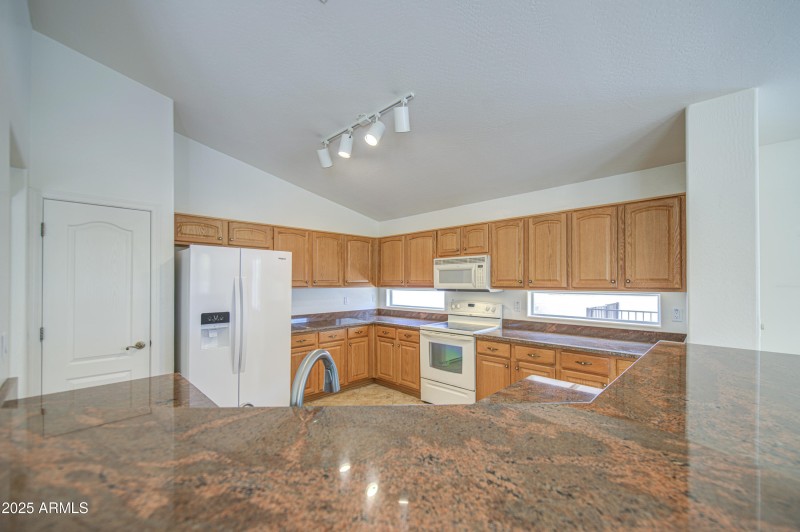 Kitchen 3