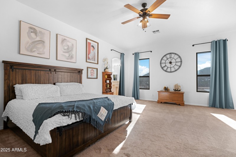 Master Bed 1