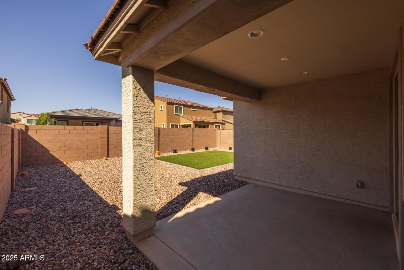 31)BACKYARD