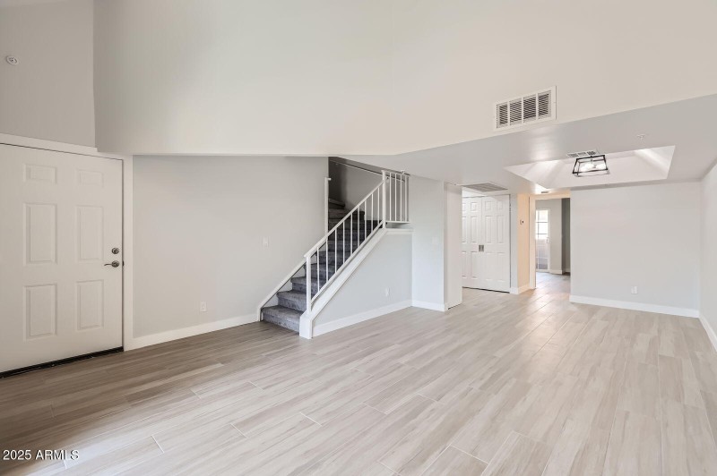 1211 N Miller Rd 224 - Web Quality - 006