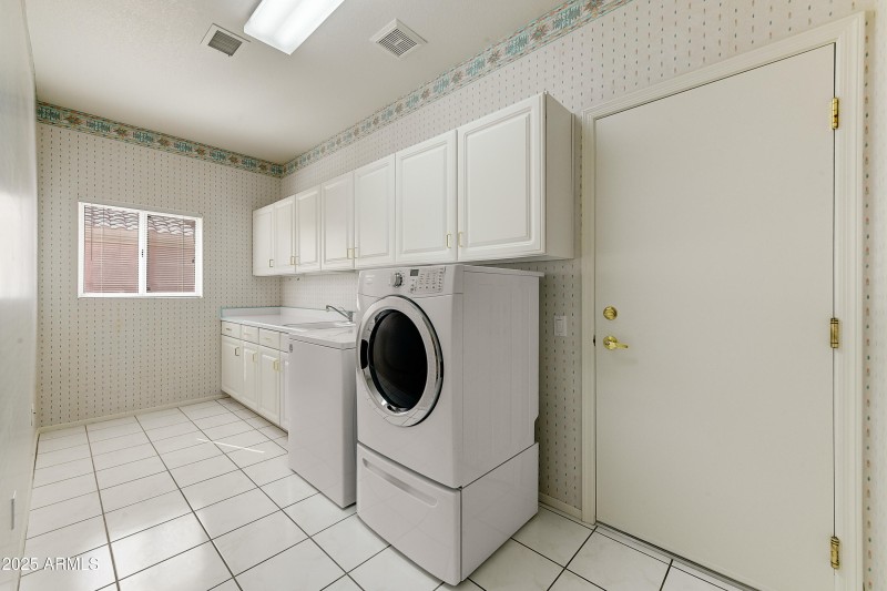 Inside Laundry