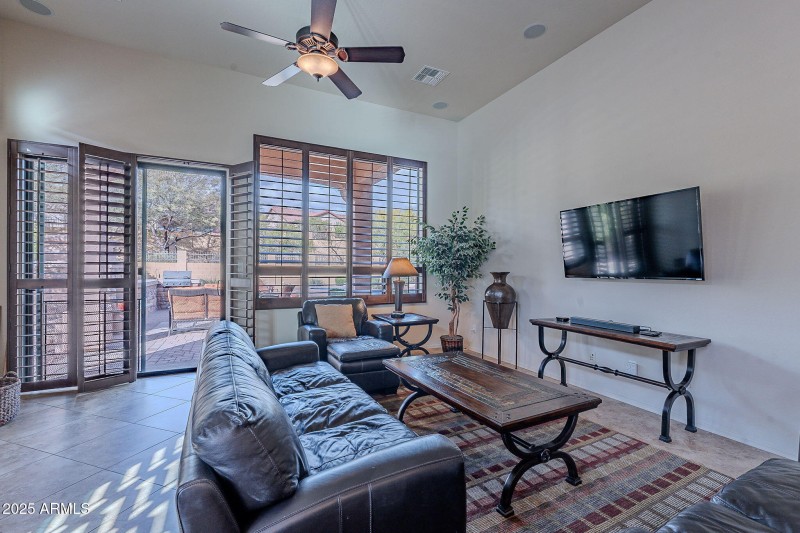 20-web-or-mls-Indigo-20