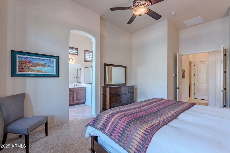 33-web-or-mls-Indigo-33
