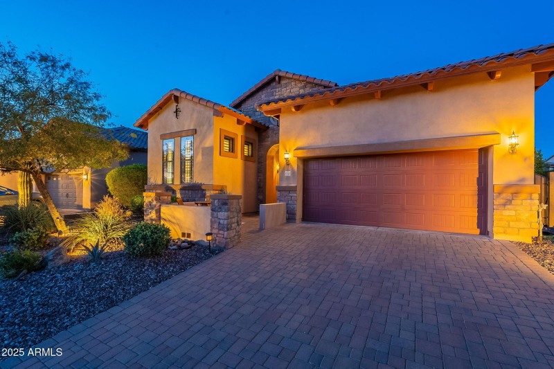 100-web-or-mls-Indigo-twilight-31