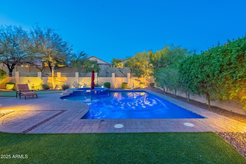 105-web-or-mls-Indigo-twilight-36