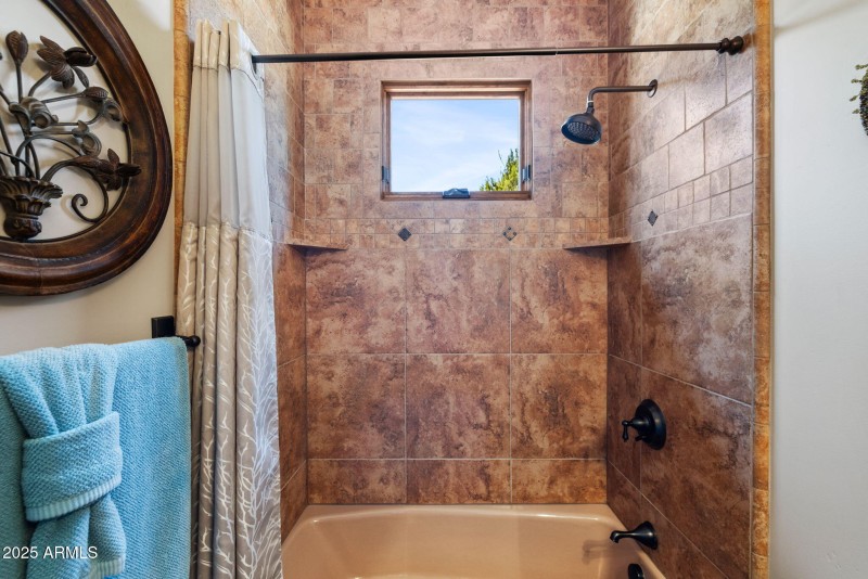 29-Bathroom 2 (1)
