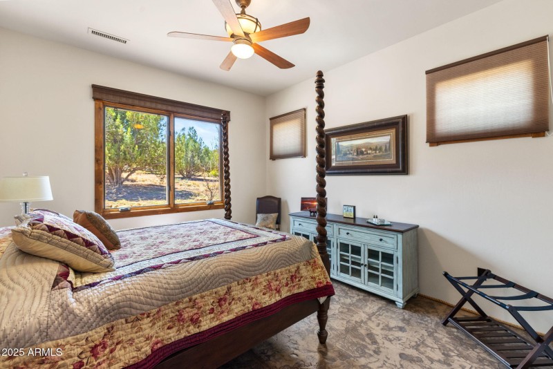 31-Bedroom 3
