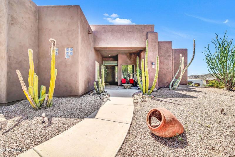 3335 W Carriage Dr-4