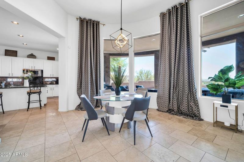 3335 W Carriage Dr-8