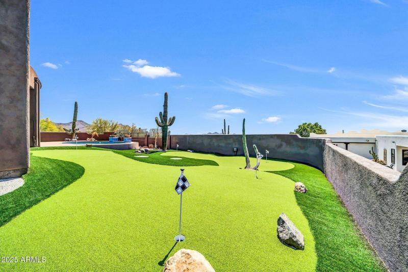 3335 W Carriage Dr-44