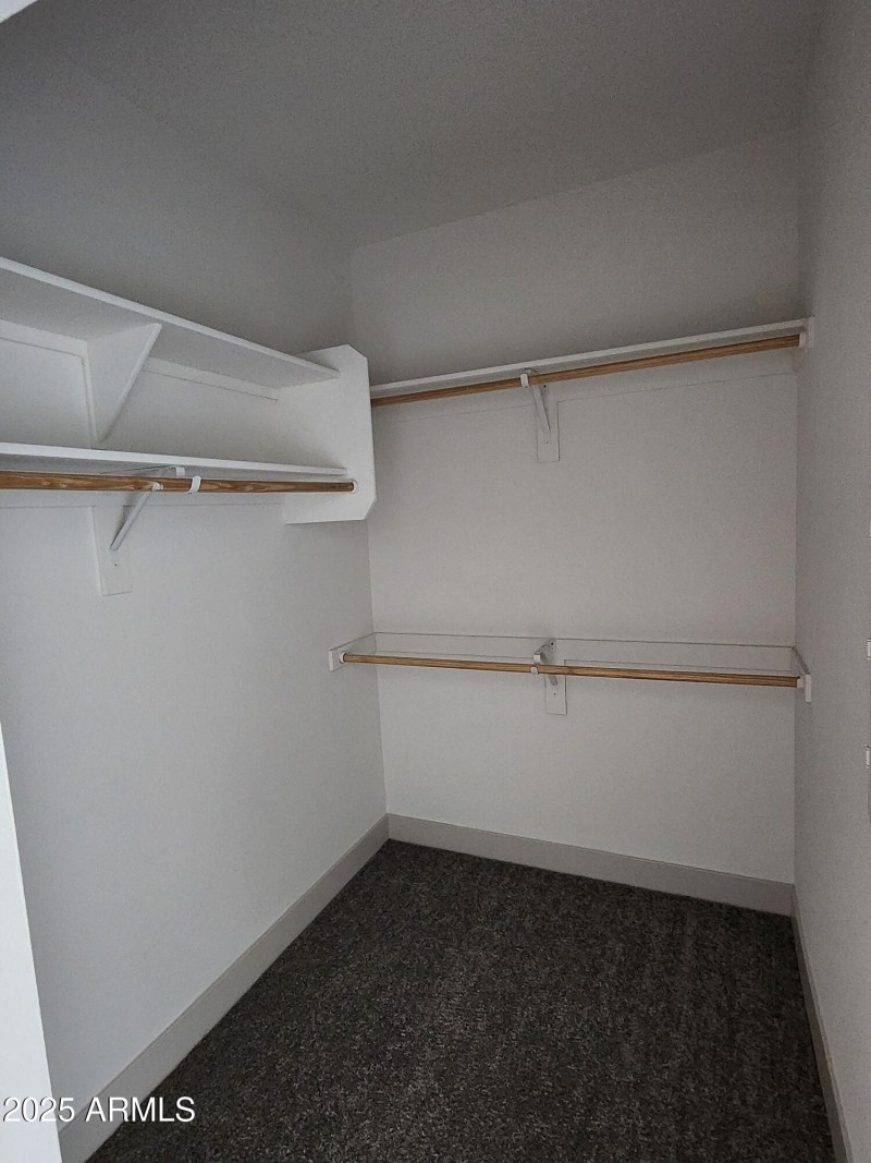 2nd Walkin Closet