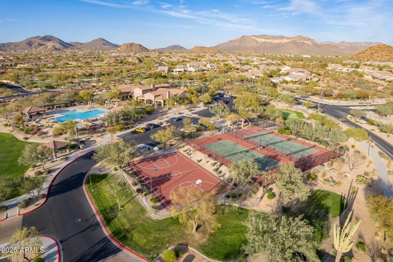 126-web-or-mls-Lynwood-126