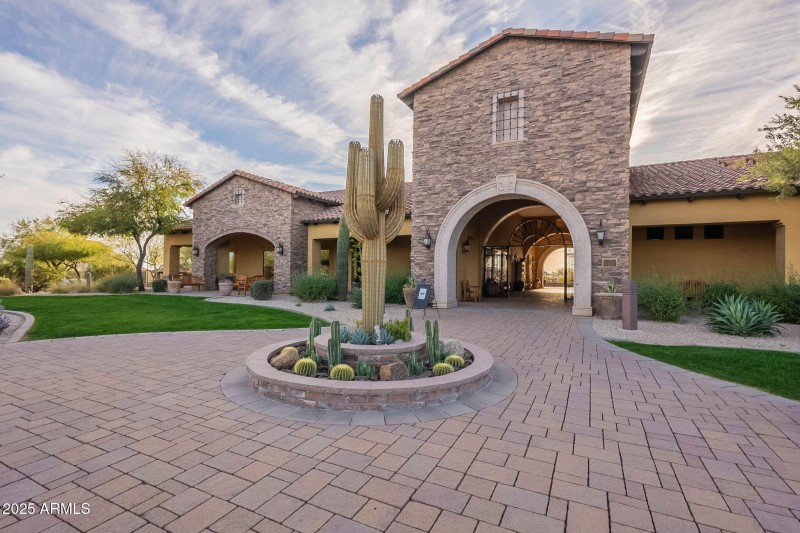 75-web-or-mls-Lynwood-75