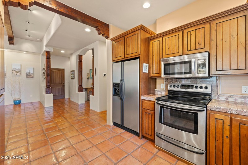 075-Kitchen