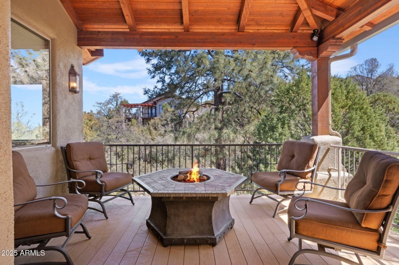 210-Patio 1