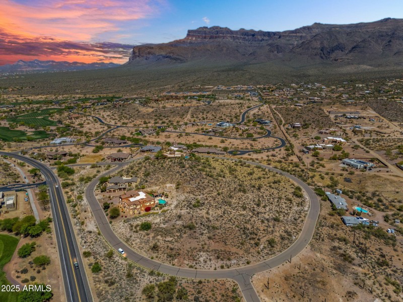 24-web-or-mls-14-web-or-mls-Vista Drone-