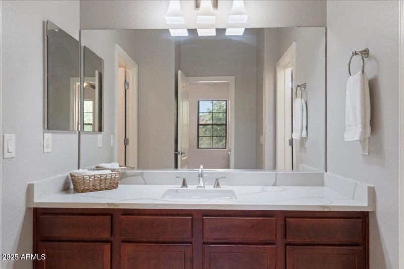 2nd bathroom
