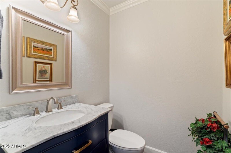 1/2 bath