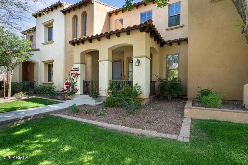 Front of townhome