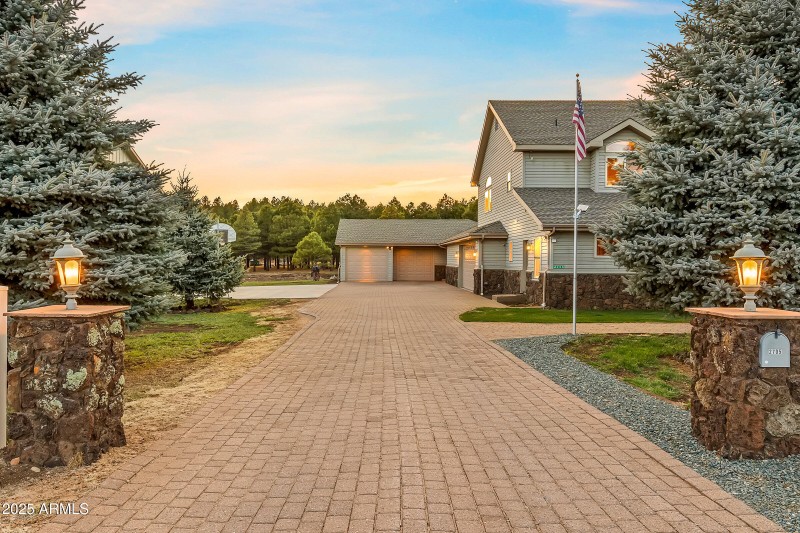 006_2705_w_creighton_dr-6_118