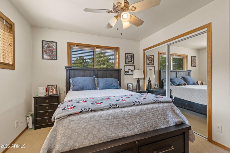 082_2705_w_creighton_dr-82_165