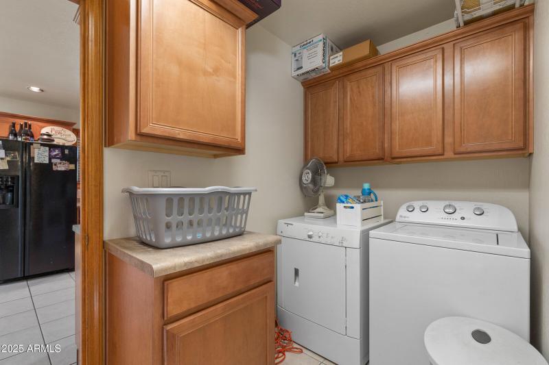 085_2705_w_creighton_dr-85_81