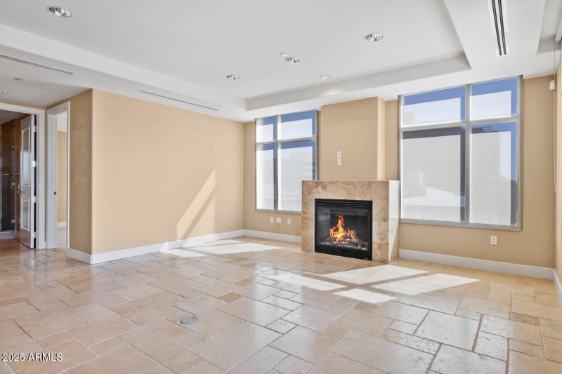 2211 E Camelback Rd - 234