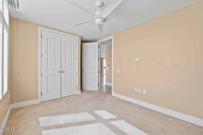 2211 E Camelback Rd - 293