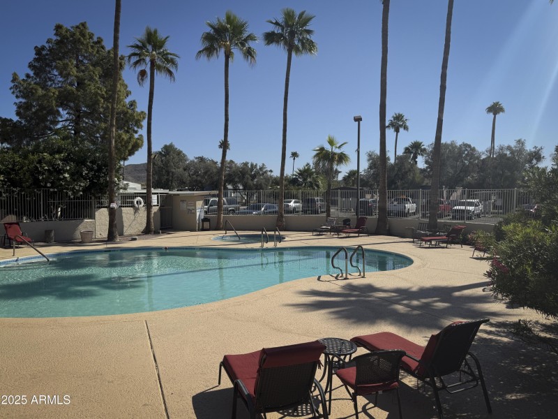 Pool124