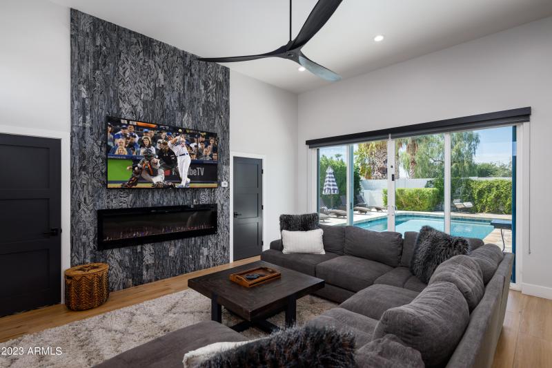 PROPERTYIMAGECO_8837ELupineAve_WEB-23