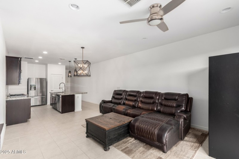 15 - Pinnacle Ave