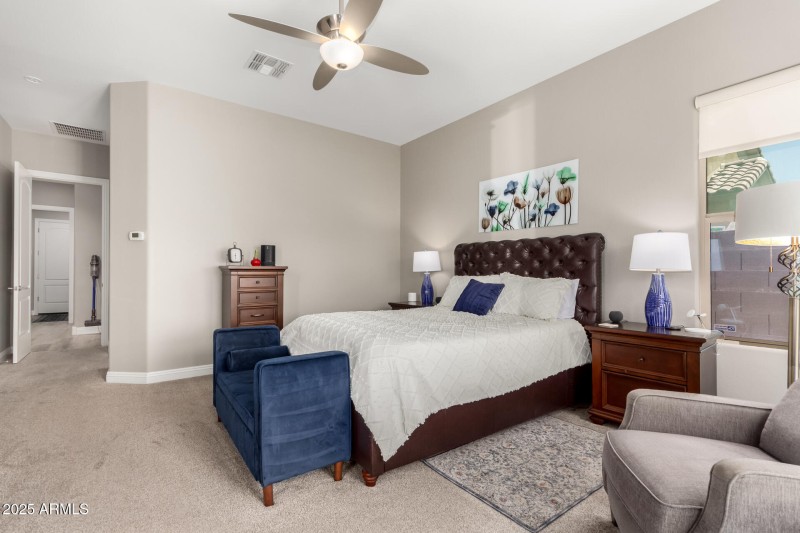 Main Flr Primary Bdrm