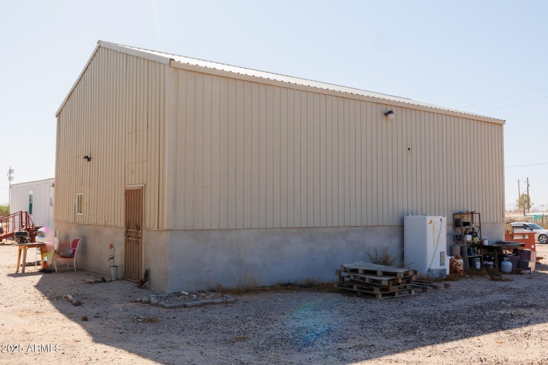 24 x 36 Shop