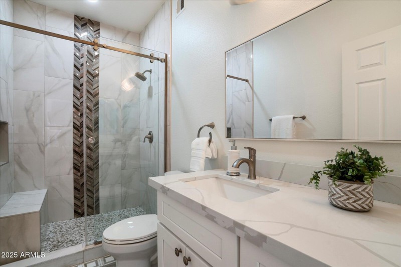 17-Primary Bathroom