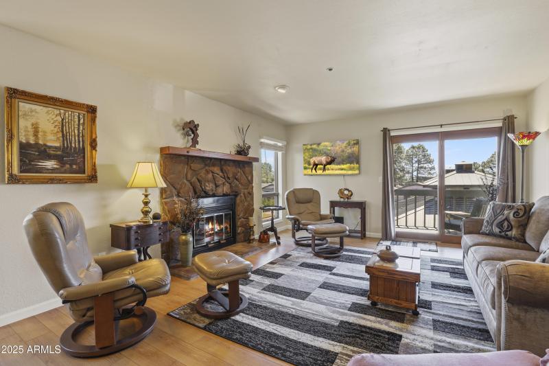 Living Room (1)