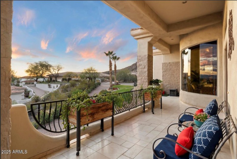 Balcony 5