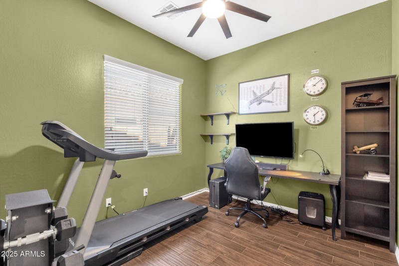 Office/Flex Room