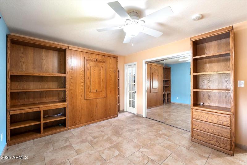 BUILT-IN BED & SHELVES