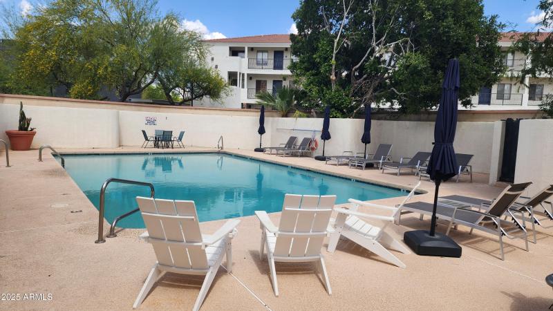 f6923118-d5d6-4d7b-a09f-b39c98f37db2-1_a