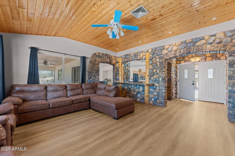 12-web-or-mls-DSC09165