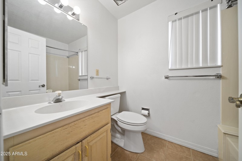 780 S Saguaro Dr 00025