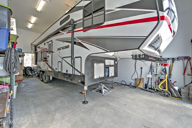 RV Garage