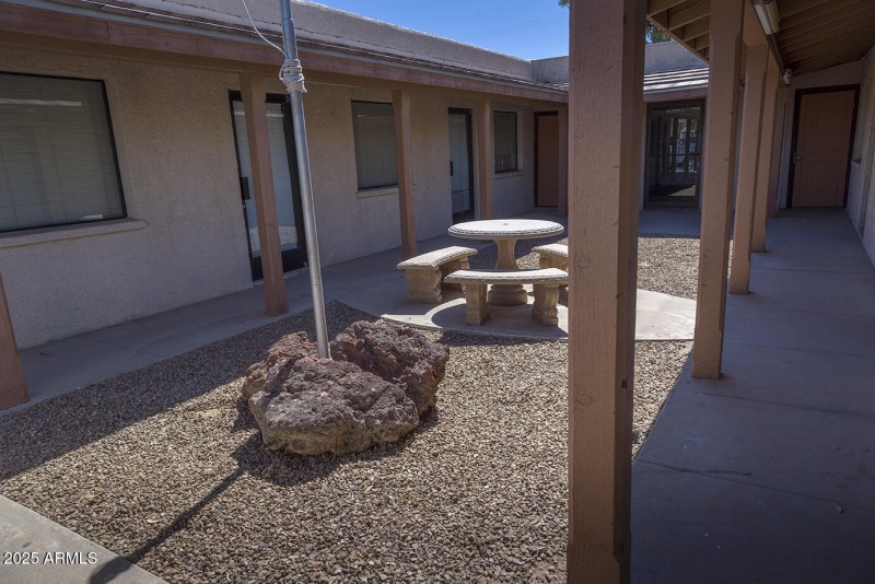 CBC_8128 Ed Web Courtyard