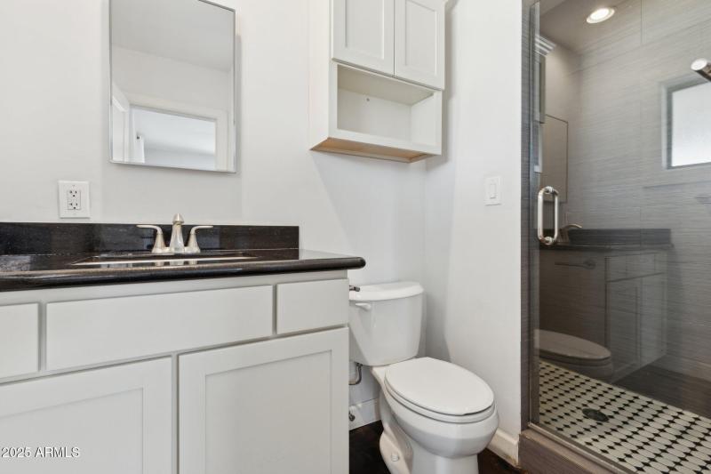 22-web-or-mls-2740-n-21st-dr